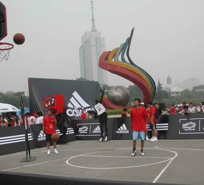区小记者专栏--街球挑战赛bsport体育网站成都赛